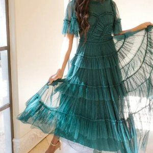 NWT Ivy City Co Whimsical Dress In Emerald - Size Large